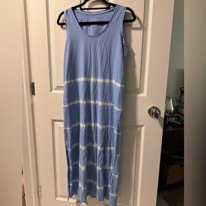 Split hem tie dye dress
